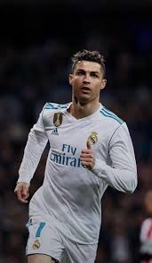 欧冠八强对决有哪些战旧主？莱万再遇多特，厄德